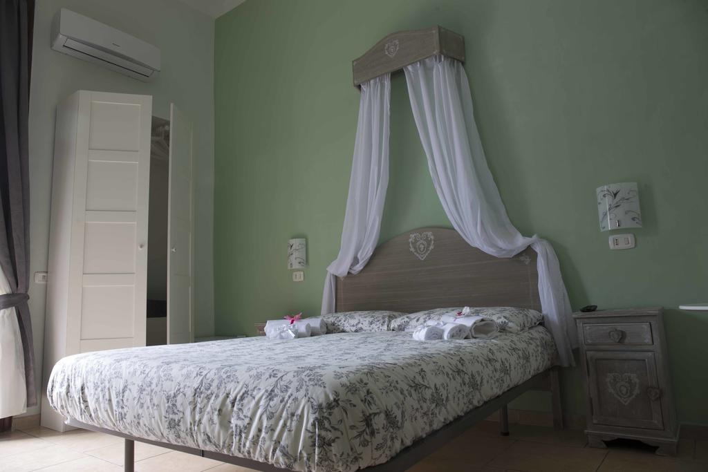 B&B Room 116 Naples Room photo